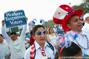 100321-0442-immigration-rally-4 100321-0442-immigration-rally-4